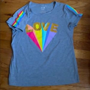 💥Girls summer top with “LOVE” & bright colors.